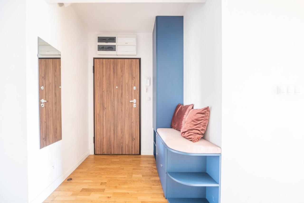 Krucza Apartment ~ Self Check-In 24H ~ Parking And Lift Вроцлав Экстерьер фото